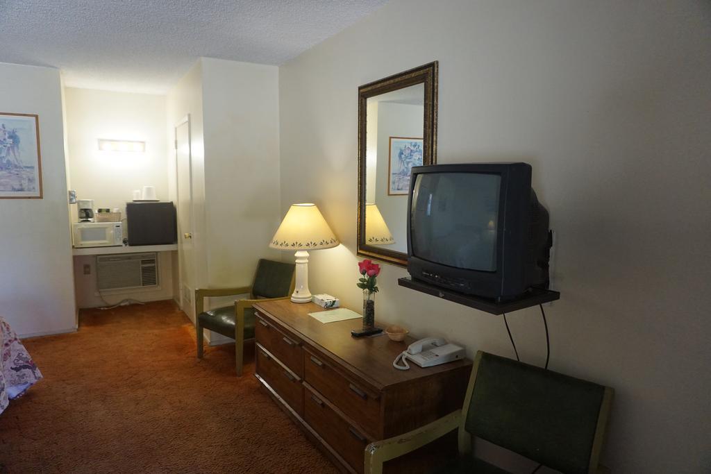 Motel Blue Gum 2*